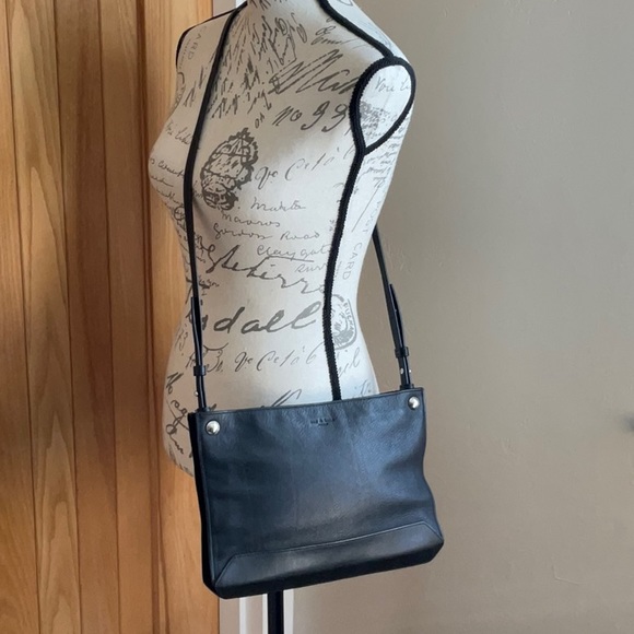 Like new Rag & Bone Black Compass Crossbody Bag or Clutch w/ Cards & dust bag! - Picture 2 of 13